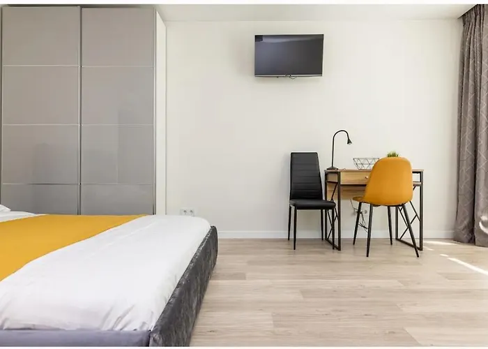 Panevezio G Prie Parko, Panevezio Str By The Park Apartman